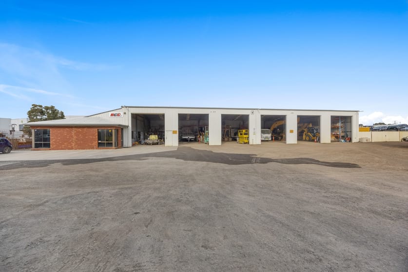 Click to view all images 45-49 Wallis Street Delacombe VIC 3356 - Image 2