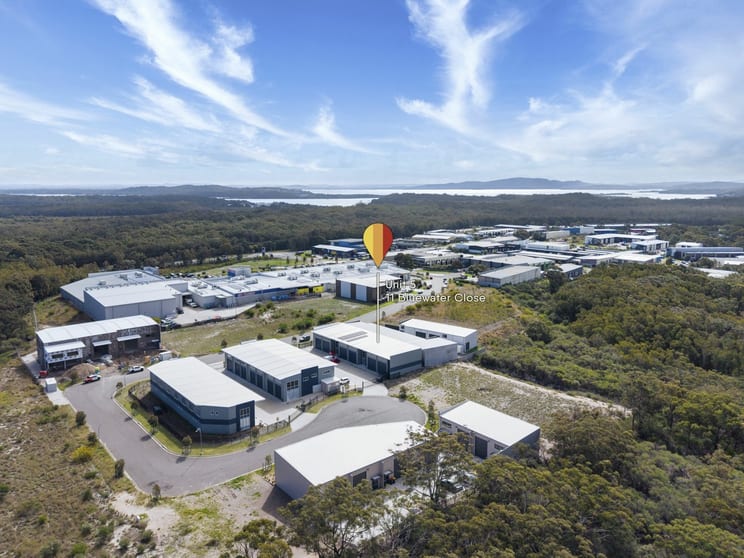 Click to view all images 5/11 Bluewater Close Taylors Beach NSW 2316 - Image 1
