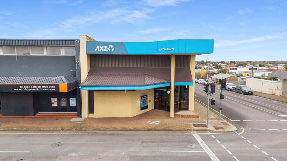 Click to view all images 54 George Street Millicent SA 5280 - Image 2