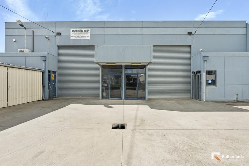 Click to view all images 1 & 2/18 Dennis Street Campbellfield VIC 3061 - Image 1