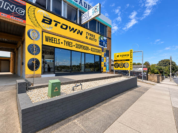 Click to view all images Unit 1/267 Harbord Road Brookvale NSW 2100 - Image 1