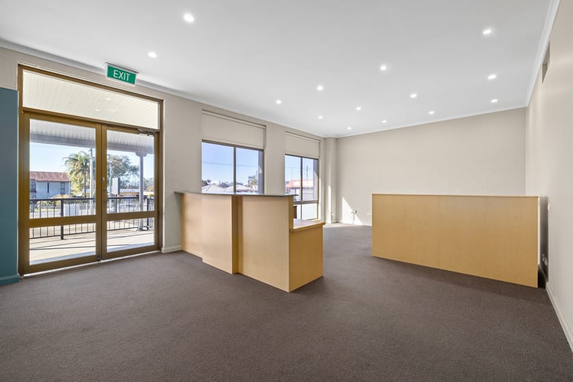 30 Oxley Street Taree NSW 2430 - Image 3