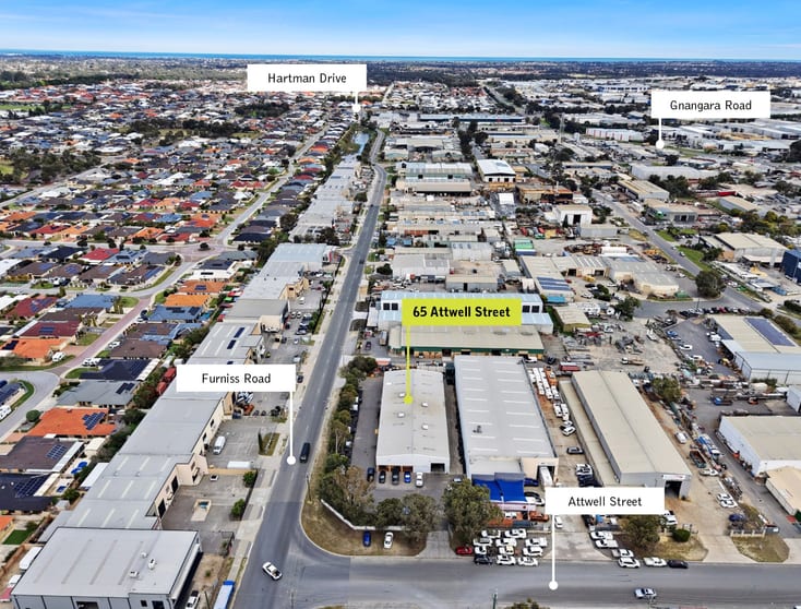 Click to view all images 65 Attwell Street Landsdale WA 6065 - Image 2