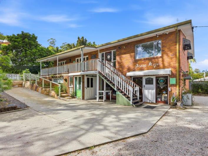 88 West Burleigh Road Burleigh Heads QLD 4220 - Image 1