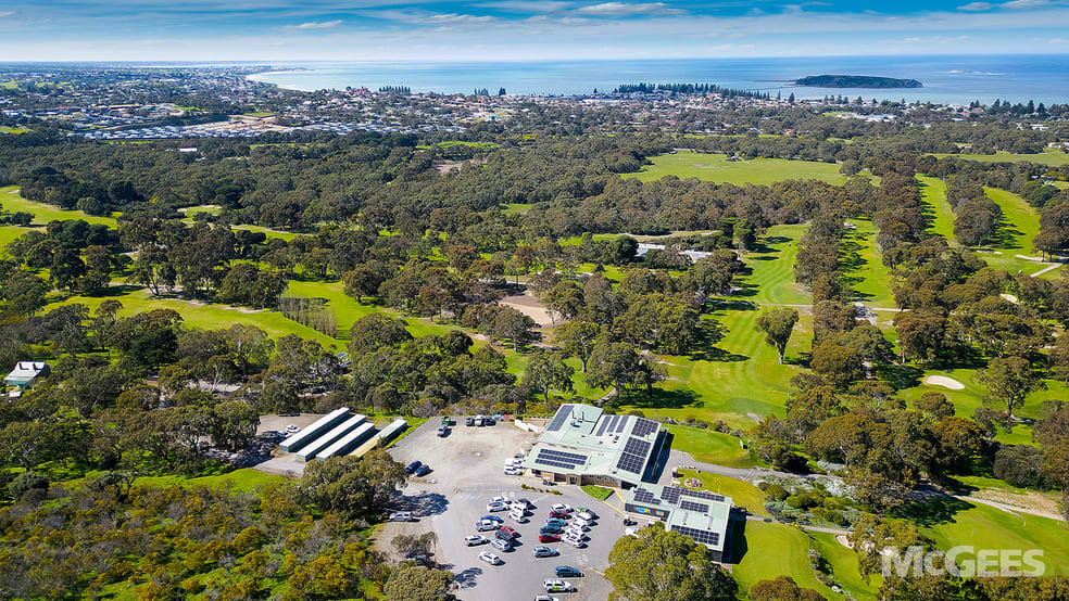 16 Ambrose View Victor Harbor SA 5211 - Image 3