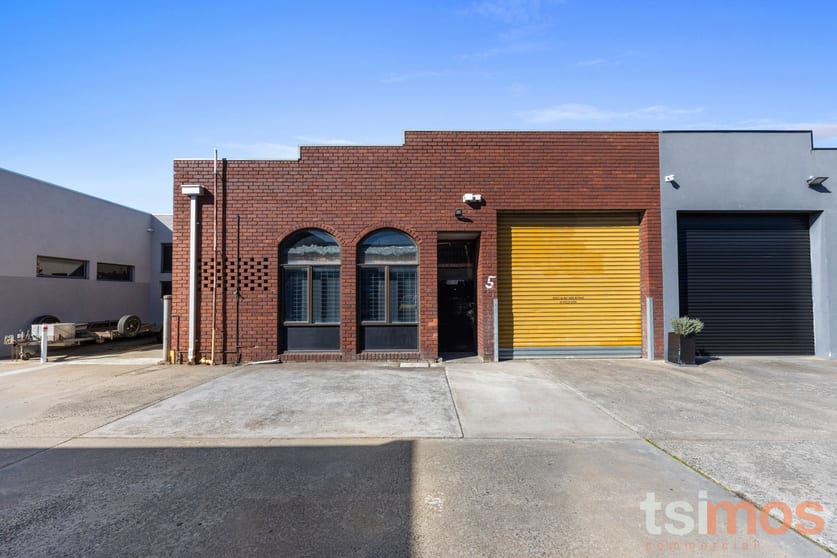 Click to view all images 5/95 White Street Mordialloc VIC 3195 - Image 1