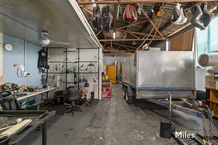 Click to view all images 117 Mcewan Road Heidelberg West VIC 3081 - Image 2