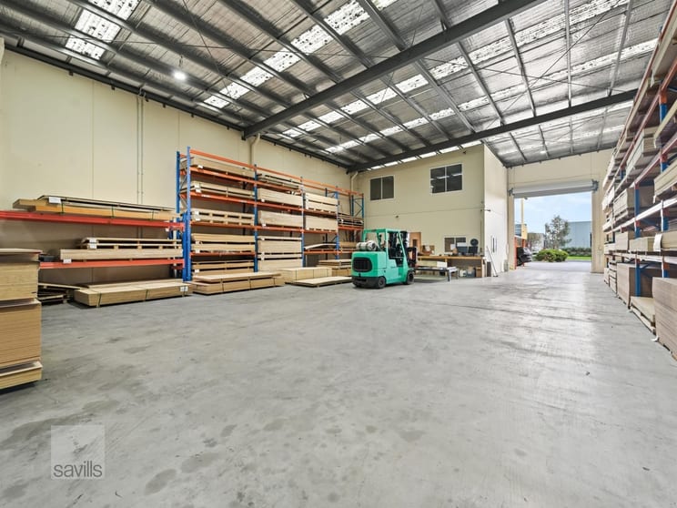 Click to view all images 14 Endeavour Way Braeside VIC 3195 - Image 5