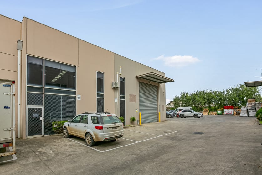 Click to view all images 6/79-81 Maffra Street Coolaroo VIC 3048 - Image 3
