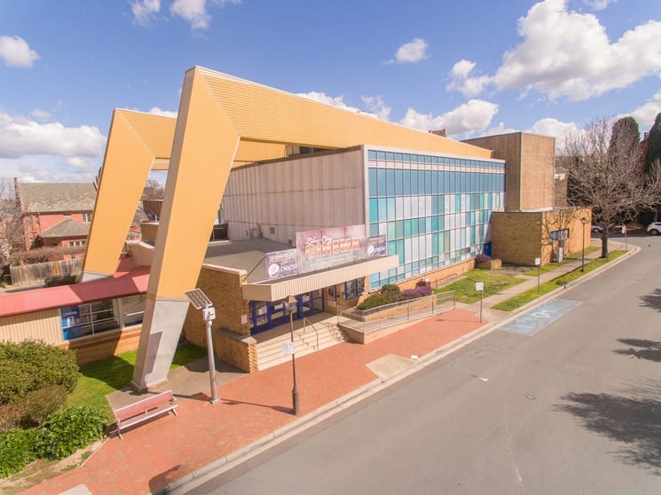 Click to view all images 1 Lilac Place Goulburn NSW 2580 - Image 2