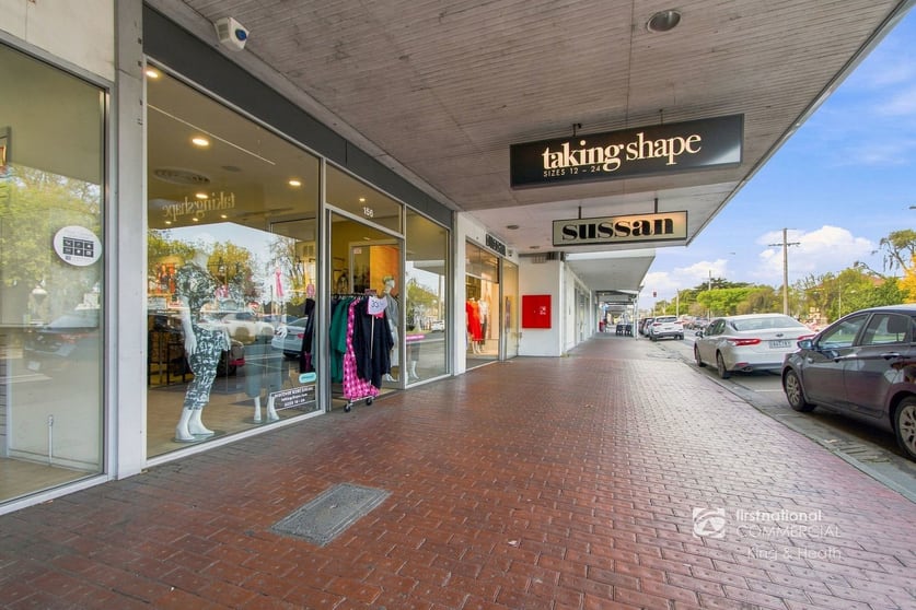 Click to view all images 156 Main Street Bairnsdale VIC 3875 - Image 3