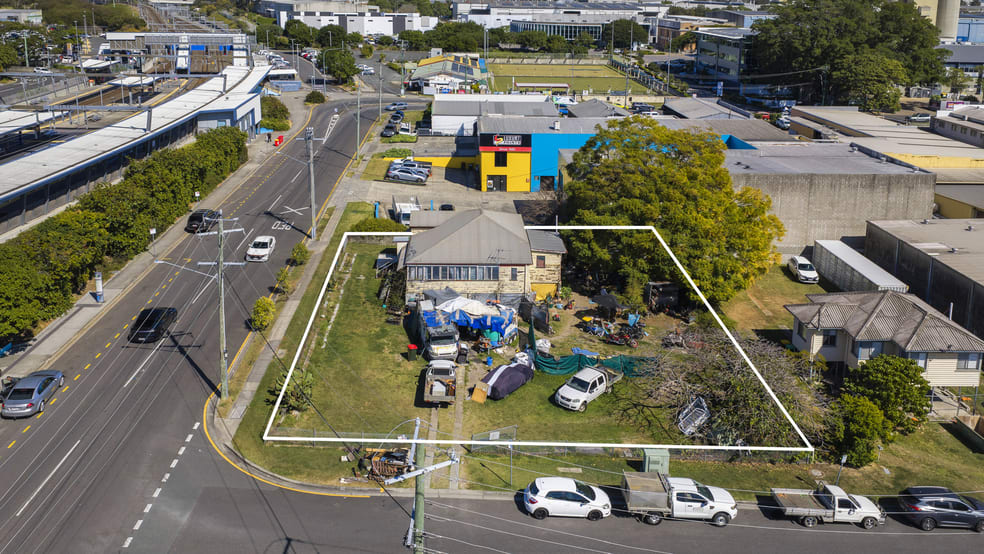 Click to view all images 14 Manburgh Terrace Darra QLD 4076 - Image 5