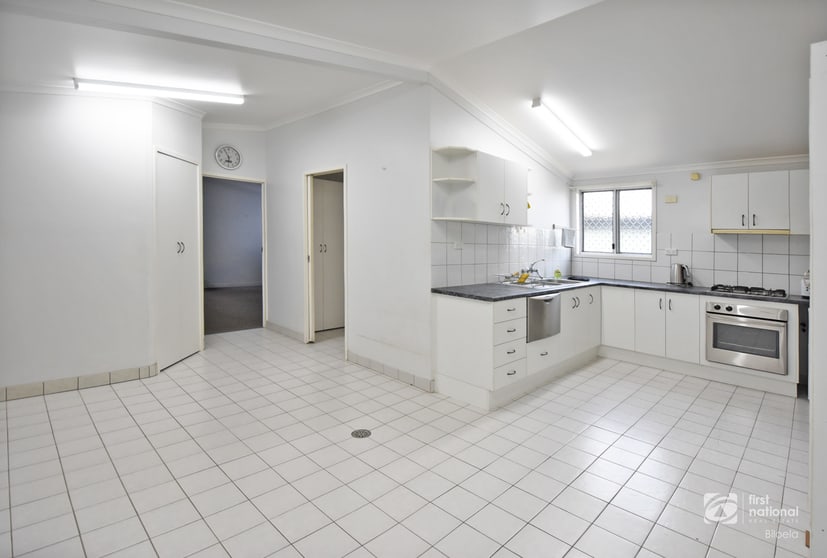 Click to view all images 115 Kariboe Street Biloela QLD 4715 - Image 3