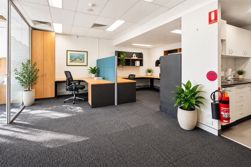 Click to view all images 6 & 7/540 Sydney Road Seaforth NSW 2092 - Image 3