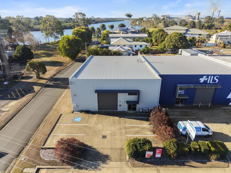 Click to view all images 1/1/5 Scotland Street Bundaberg East QLD 4670 - Image 1