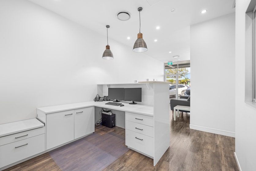 Click to view all images 1/76 Old Cleveland Road Capalaba QLD 4157 - Image 3