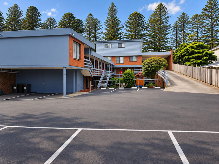 Warrnambool VIC 3280 - Image 2