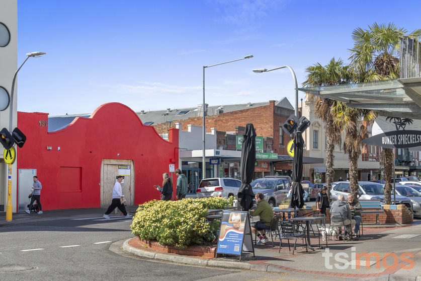 Click to view all images 131 Ormond Road Elwood VIC 3184 - Image 3