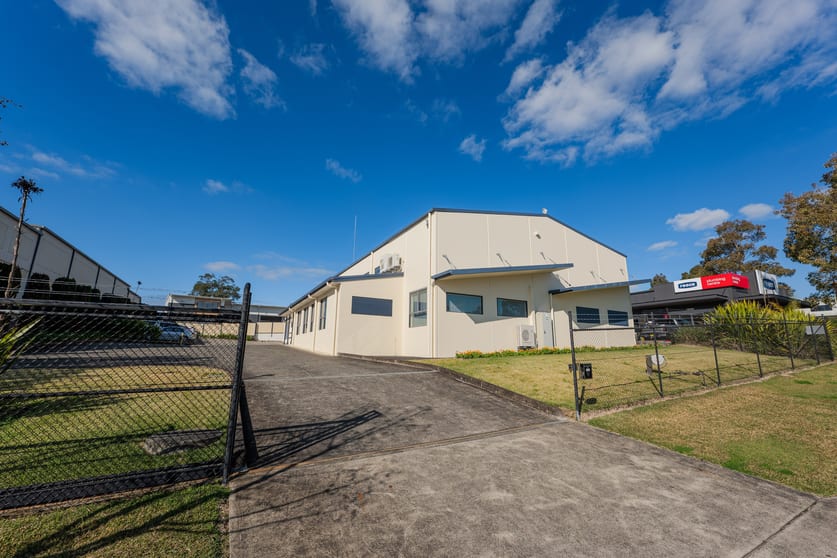 Click to view all images 6 Kam Close Morisset NSW 2264 - Image 2