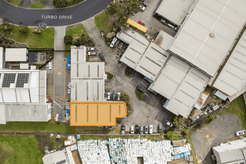 Click to view all images Unit 5/13 Turbo Drive Bayswater North VIC 3153 - Image 3