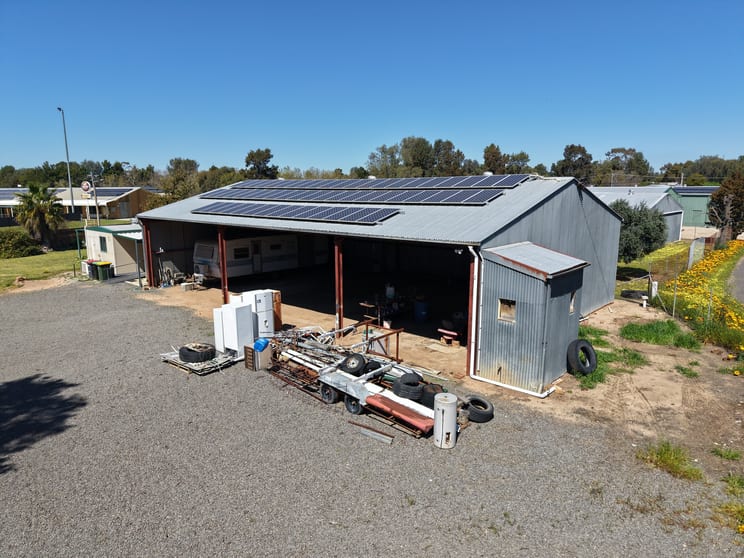 Click to view all images 2 Falcon Road Coleambally NSW 2707 - Image 2