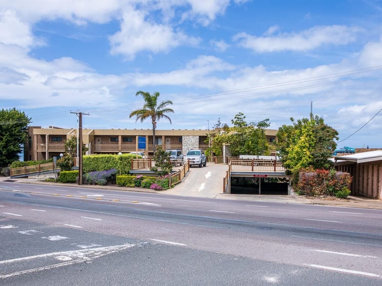 Click to view all images 50 Lincoln Hwy Port Lincoln SA 5606 - Image 5