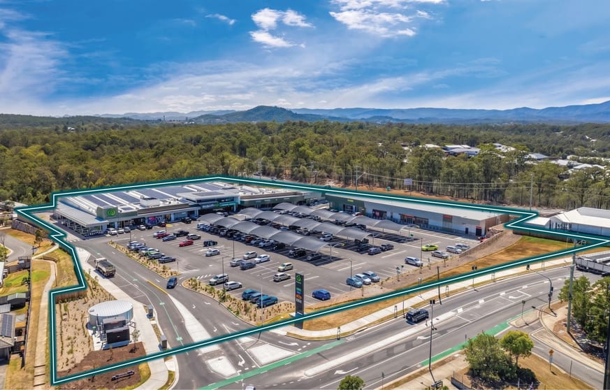 Click to view all images 21 Diamantina Boulevard Brassall QLD 4305 - Image 1