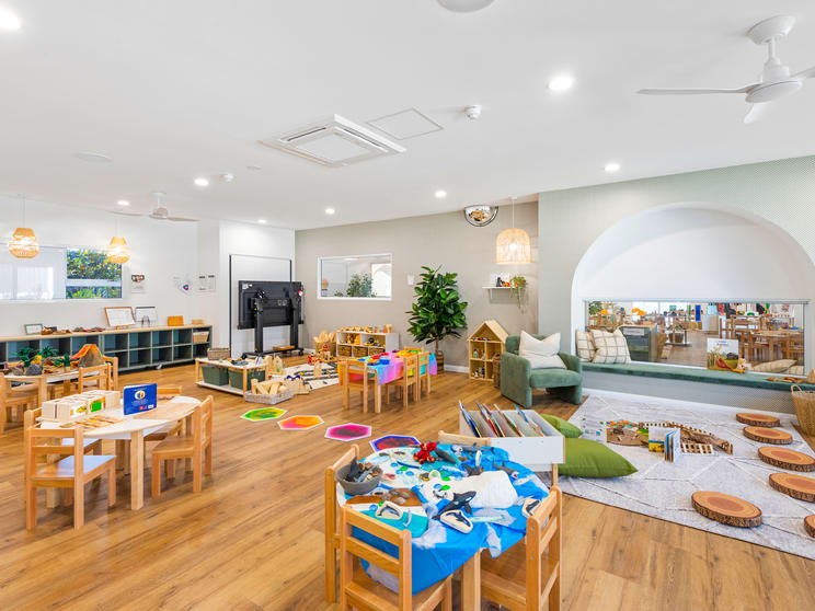 Click to view all images 61 Stanford Road Salisbury Heights SA 5109 - Image 4