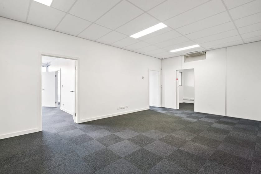 Click to view all images 525 High Street Preston VIC 3072 - Image 3