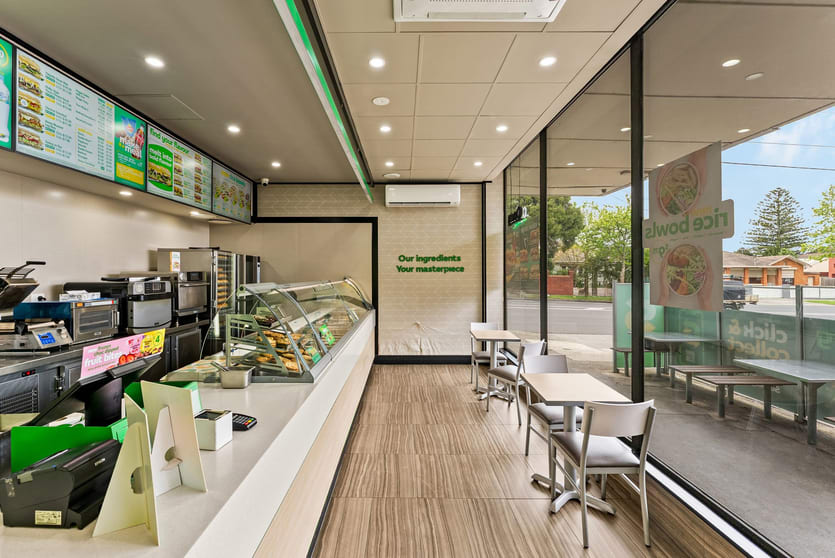 Click to view all images 1/306 Station Street Fairfield VIC 3078 - Image 3