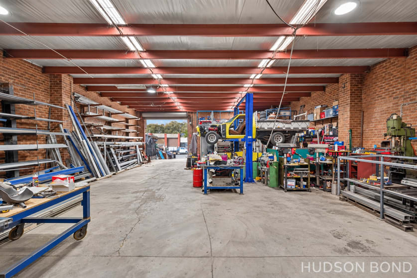 Click to view all images 3/26-28 Norfolk Court Coburg North VIC 3058 - Image 2