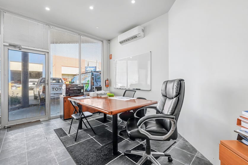 Click to view all images 22/151-159 Princes Highway Hallam VIC 3803 - Image 4