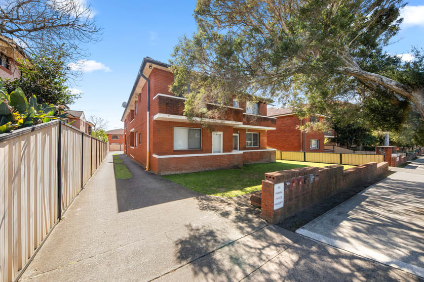 31 North Parade Campsie NSW 2194 - Image 1