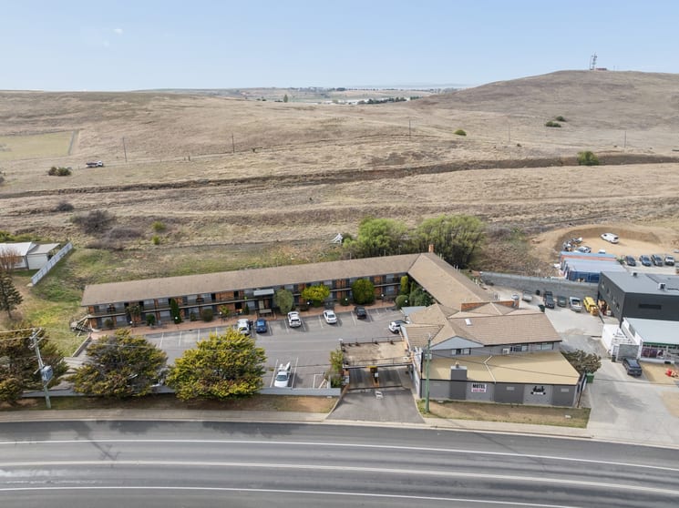 Click to view all images Cooma NSW 2630 - Image 3