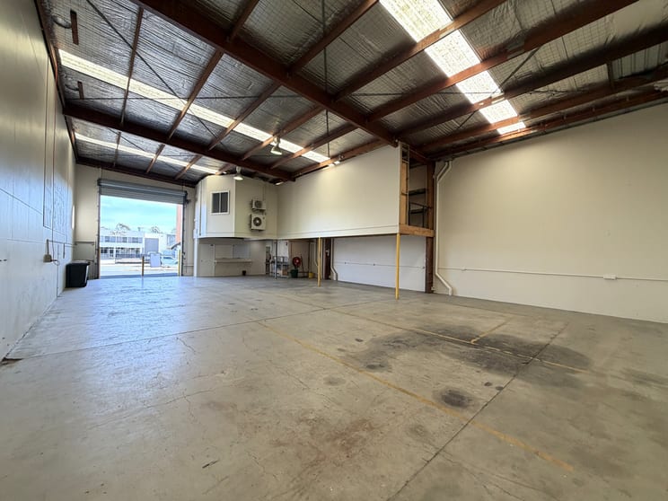Click to view all images 2/27 Virginia Street Geebung QLD 4034 - Image 2