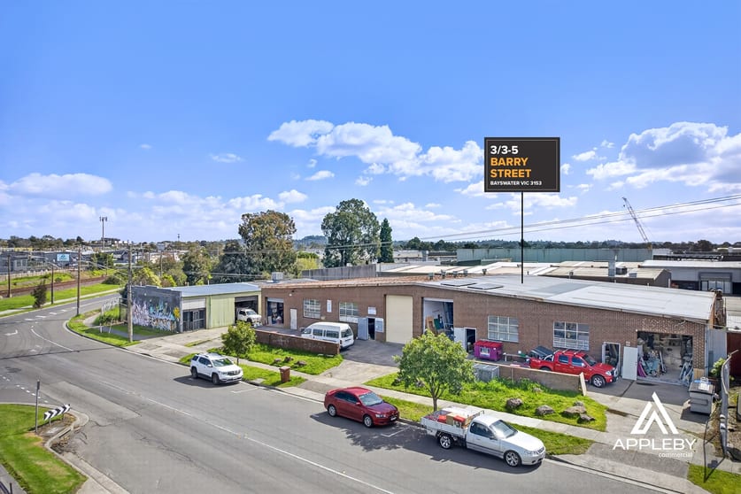 Click to view all images 3/3-5 Barry Street Bayswater VIC 3153 - Image 3
