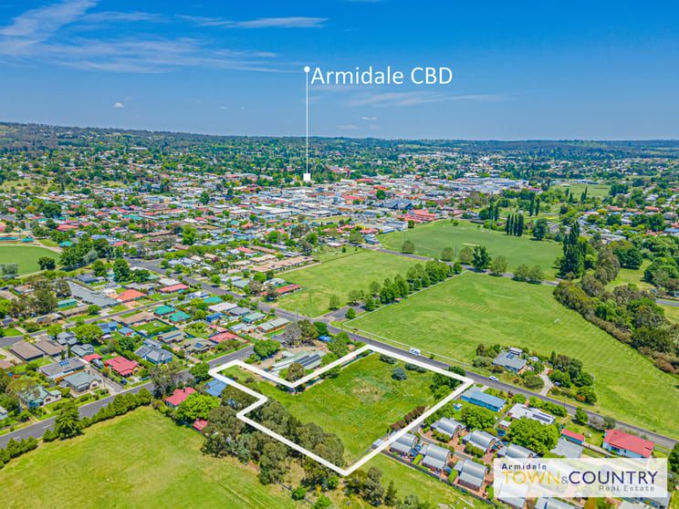 51 Kirkwood Street Armidale NSW 2350 - Image 1