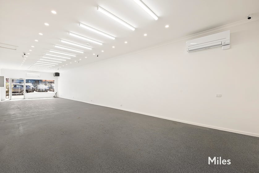 Click to view all images 259 Broadway Reservoir VIC 3073 - Image 3