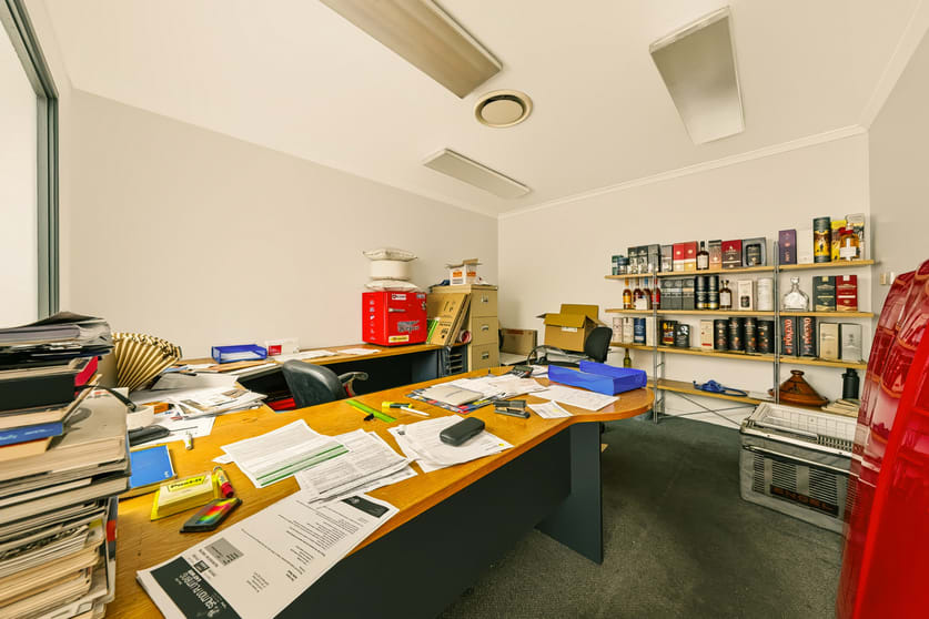 Click to view all images 81 Old Toombul Road Northgate QLD 4013 - Image 3