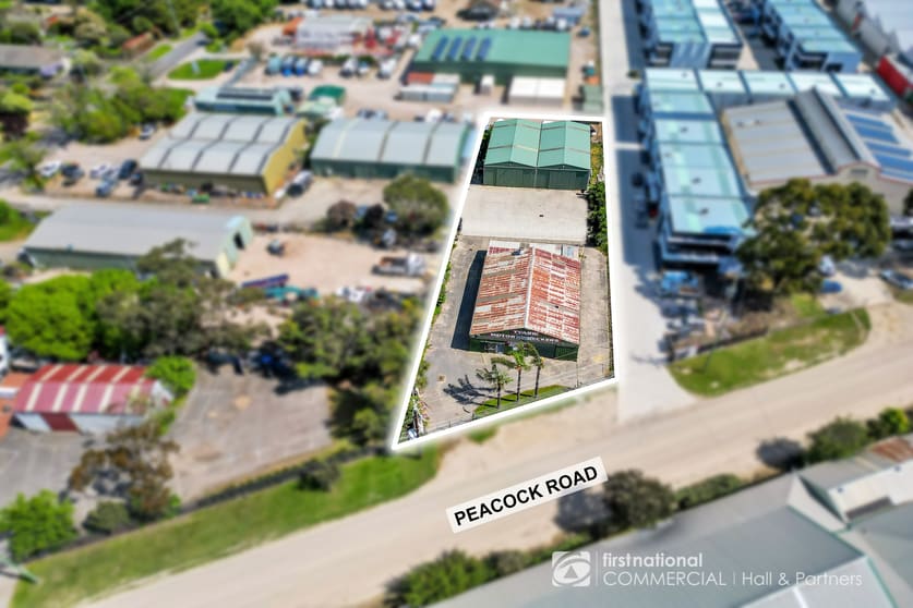 Click to view all images 2 Peacock Road Tyabb VIC 3913 - Image 1