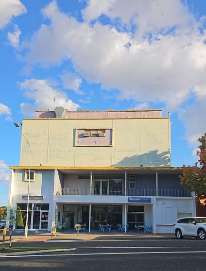 Click to view all images 145 Kendal Street Cowra NSW 2794 - Image 2
