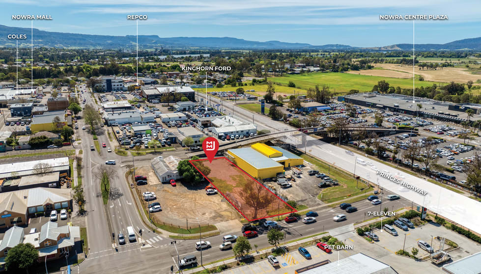 Click to view all images 6 Jane Street Nowra NSW 2541 - Image 1
