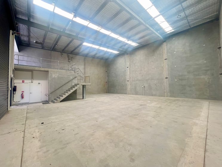 Click to view all images Unit 4/6 Brussels Road Wyong NSW 2259 - Image 3