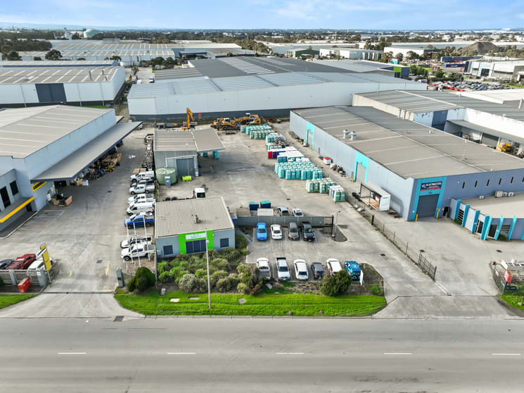 Click to view all images 47-49 Ordish Road Dandenong South VIC 3175 - Image 3