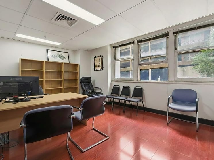 Click to view all images 13/301 Castlereagh Street Haymarket NSW 2000 - Image 3