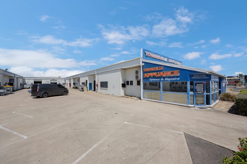 5/58-60 Pilkington Street Garbutt QLD 4814 - Image 1