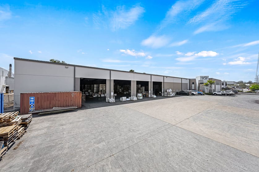 Click to view all images 32 Manton Street Morningside QLD 4170 - Image 3