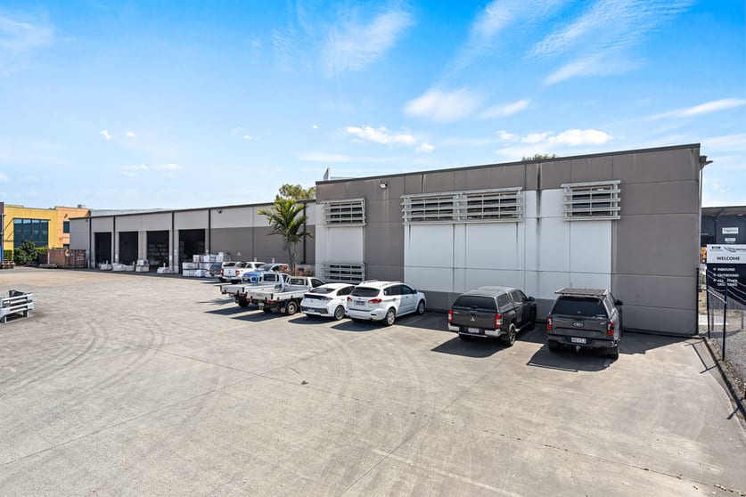 Click to view all images 32 Manton Street Morningside QLD 4170 - Image 5