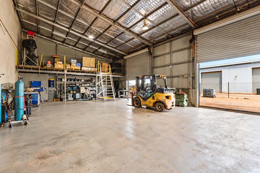Click to view all images 3/274 Port Drive Minyirr WA 6725 - Image 3