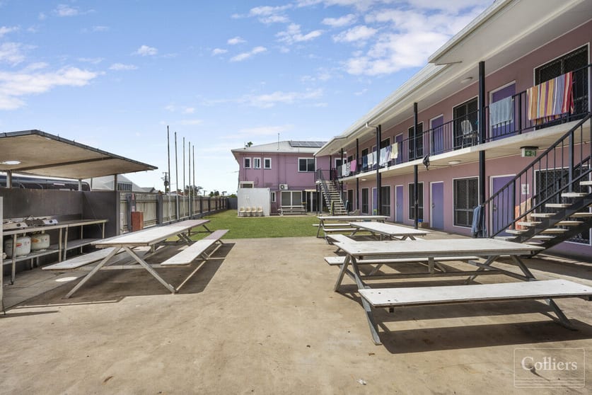 Click to view all images 30 Ninth Street Home Hill QLD 4806 - Image 5